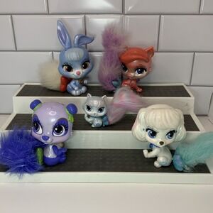 Lot of 4 Disney Princess Palace Pets Talking Pets Plus A Furry Tail Friend